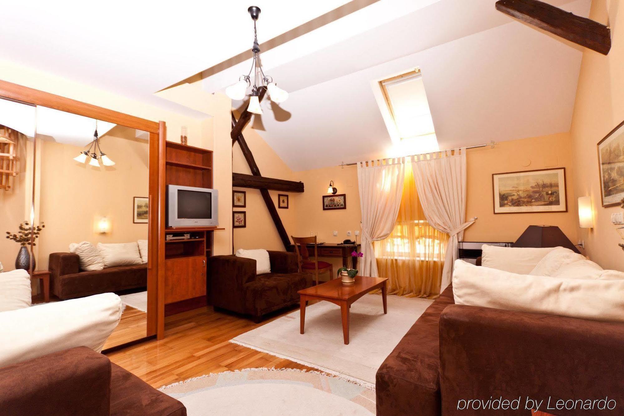 Hotel Livadic サモボル 部屋 写真